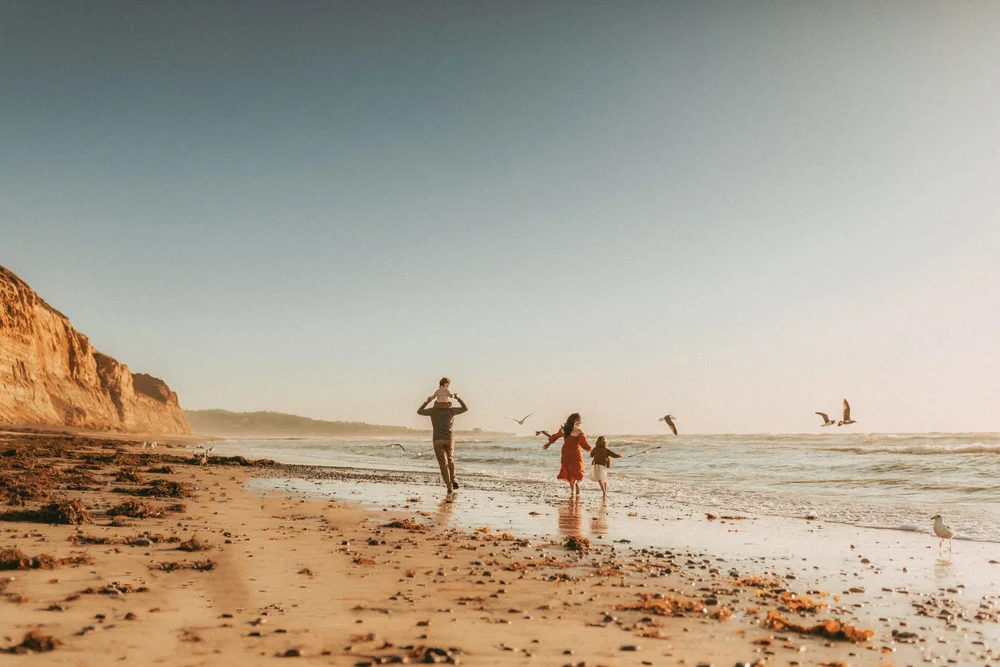 San Diego beach family photographer, candid moments